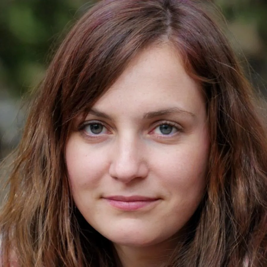 Portrait de Margaux Delvigne, formatrice en outils d'automatisation